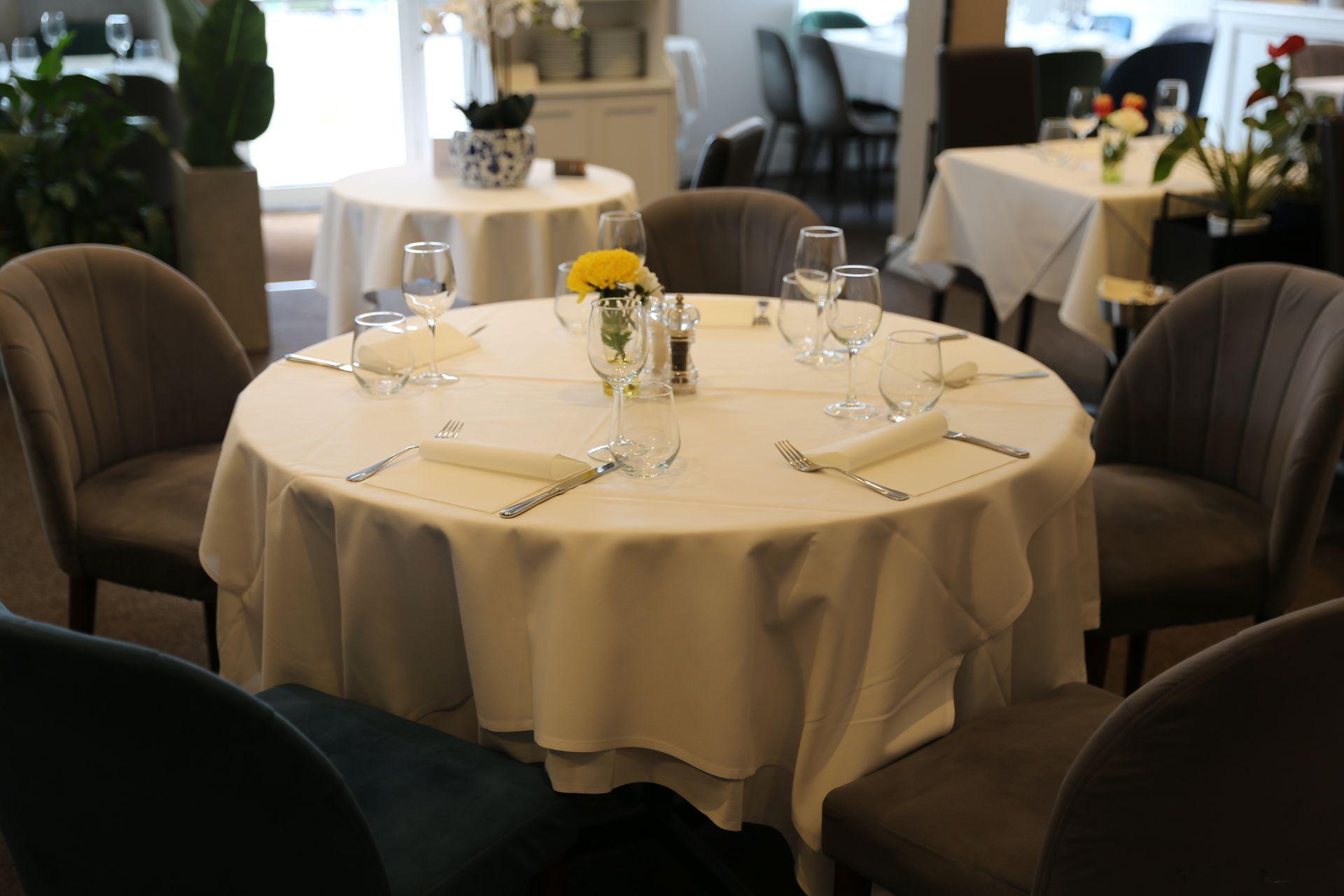 Inside Zeno Restaurant